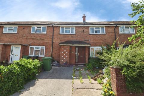 Terraced house - Arnold Avenue, Llanrumney, Cardiff