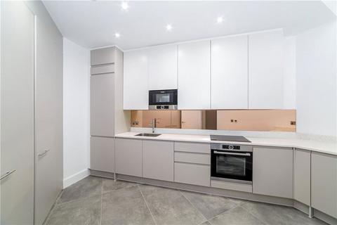 3 bedroom house to rent, Penrose Mews, London SW6