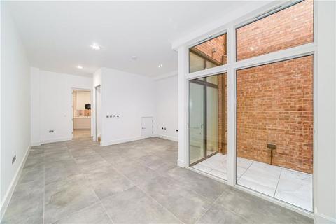 3 bedroom house to rent, Penrose Mews, London SW6