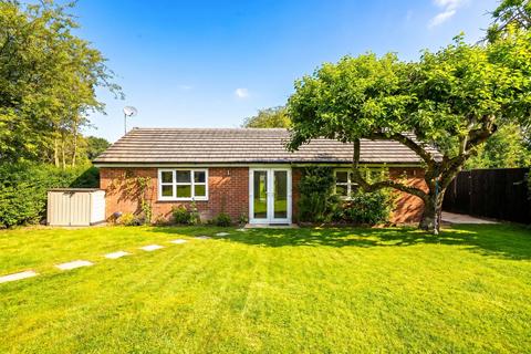 5 bedroom detached house for sale, Shutt Lane, Earlswood