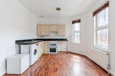2 bedroom flat for sale, Bristol BS7