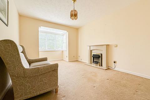 2 bedroom flat for sale, Tudor Court, Liverpool, L19