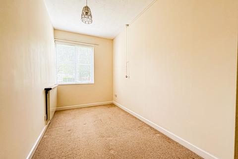 2 bedroom flat for sale, Tudor Court, Liverpool, L19