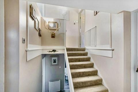 undefined, Pine Court, Cumbernauld G67
