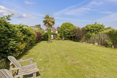 3 bedroom detached house for sale, Kings Drive, Eastbourne BN21