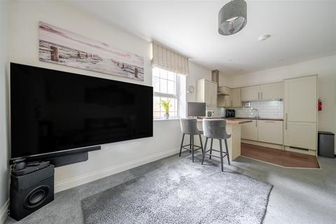 1 bedroom flat for sale, Yew Tree House,  Fortuneswell