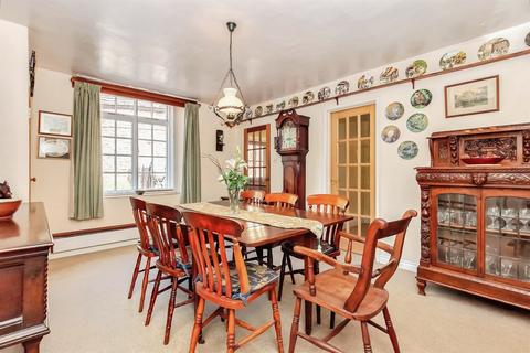 4 bedroom detached house for sale, High Street, Duddington, Stamford