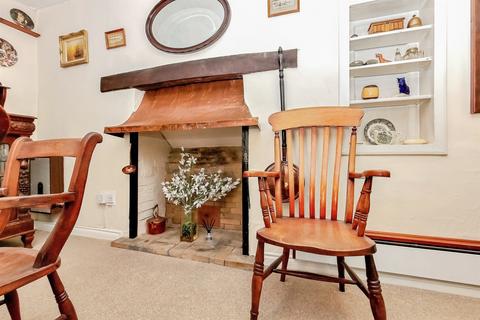4 bedroom detached house for sale, High Street, Duddington, Stamford