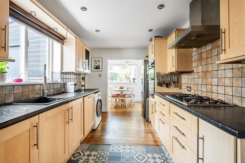 3 bedroom semi-detached house for sale, Malden Road, Cheam, SM3