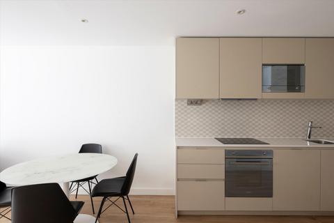 1 bedroom flat for sale, Caversham Road, London NW9