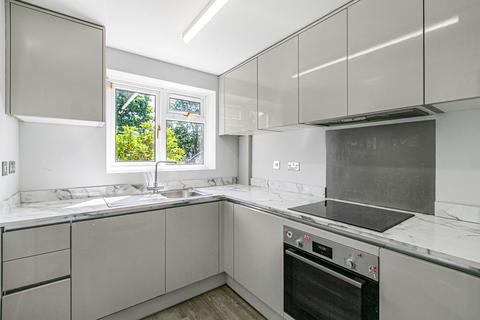 3 bedroom terraced house for sale, Ashdale Close, Staines-upon-Thames, Surrey, TW19