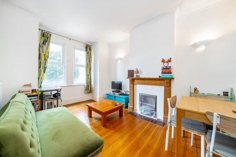 1 bedroom flat for sale, Cumberland Road, London W7