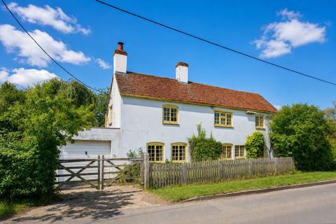 4 bedroom detached house for sale, Worminghall Road, Oakley