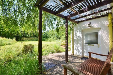 4 bedroom detached house for sale, Worminghall Road, Oakley