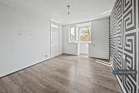 1 bedroom flat to rent, Benwell Grange, Tyne And Wear, NE15