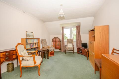 1 bedroom flat for sale, Christchurch Lane, Downend, Bristol, BS16 5TR