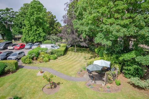 1 bedroom flat for sale, Christchurch Lane, Downend, Bristol, BS16 5TR