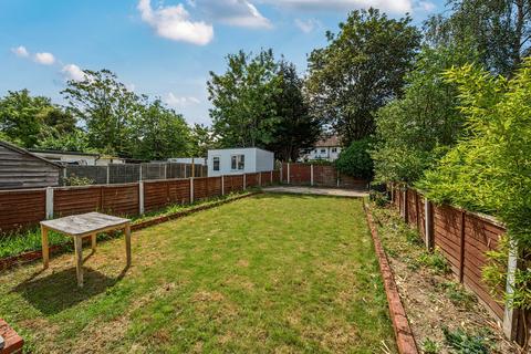 3 bedroom semi-detached house for sale, Wricklemarsh Road, London