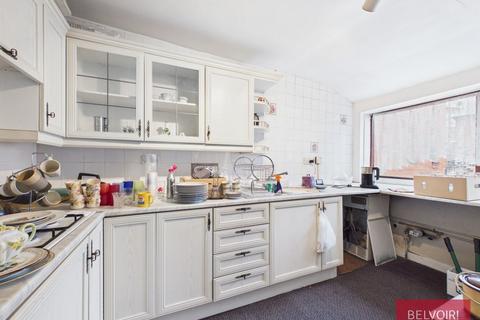 2 bedroom terraced house for sale, Ffordd Llangollen, Wrecsam LL14