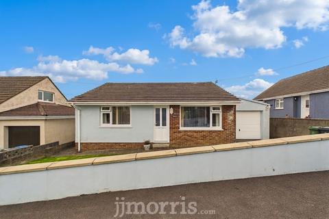 2 bedroom detached bungalow for sale, 11 Pen y Bryn, Fishguard, Pembrokeshire, SA65 9BP