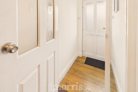 2 bedroom detached bungalow for sale, 11 Pen y Bryn, Fishguard, Pembrokeshire, SA65 9BP