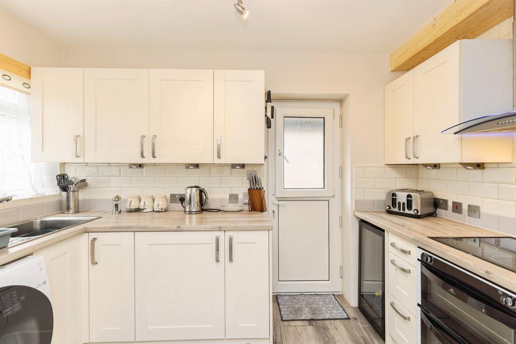 House in Leeds, Barwick in Elmet and Scholes - View 3