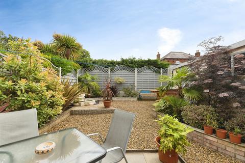 3 bedroom semi-detached bungalow for sale, Morwick Grove, Scholes, Leeds