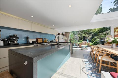 4 bedroom semi-detached house for sale, Boscombe Road, London, W12