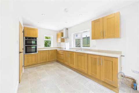 3 bedroom semi-detached house to rent, Brookside, Peterborough PE8
