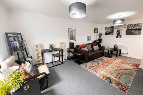 2 bedroom ground floor flat for sale, Spring Gardens Court, North Shields, Tyne and Wear, NE29 0AN