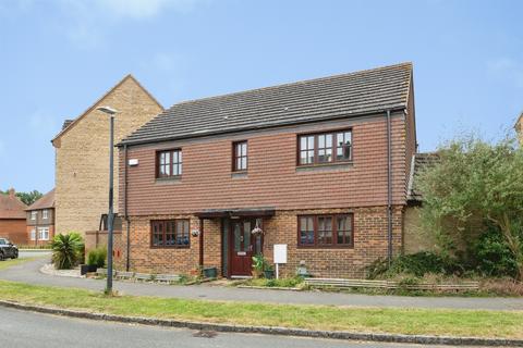 4 bedroom detached house for sale, Goldhawk Road, Monkston Park, Milton Keynes