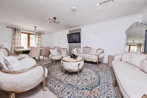 4 bedroom detached house for sale, Goldhawk Road, Monkston Park, Milton Keynes