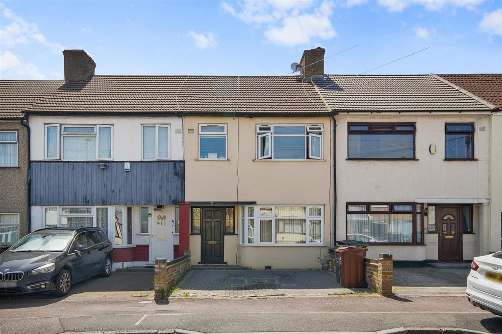 3 bedroom terraced house for sale