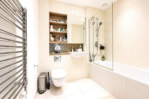 1 bedroom flat for sale, Tudway Road, London, SE3
