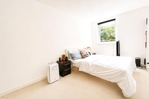 1 bedroom flat for sale, Tudway Road, London, SE3