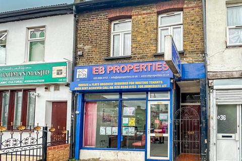 2 bedroom maisonette for sale, High Street North, London E12