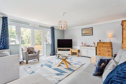 3 bedroom semi-detached house for sale, Goldfinch Road, Burgess Hill