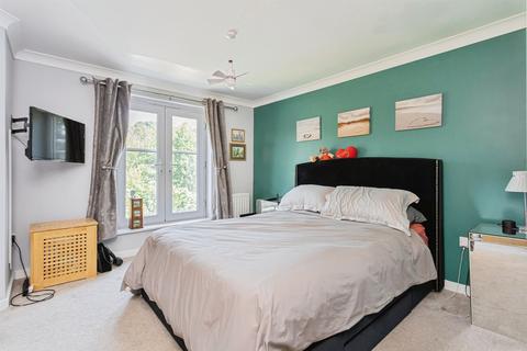 3 bedroom semi-detached house for sale, Goldfinch Road, Burgess Hill