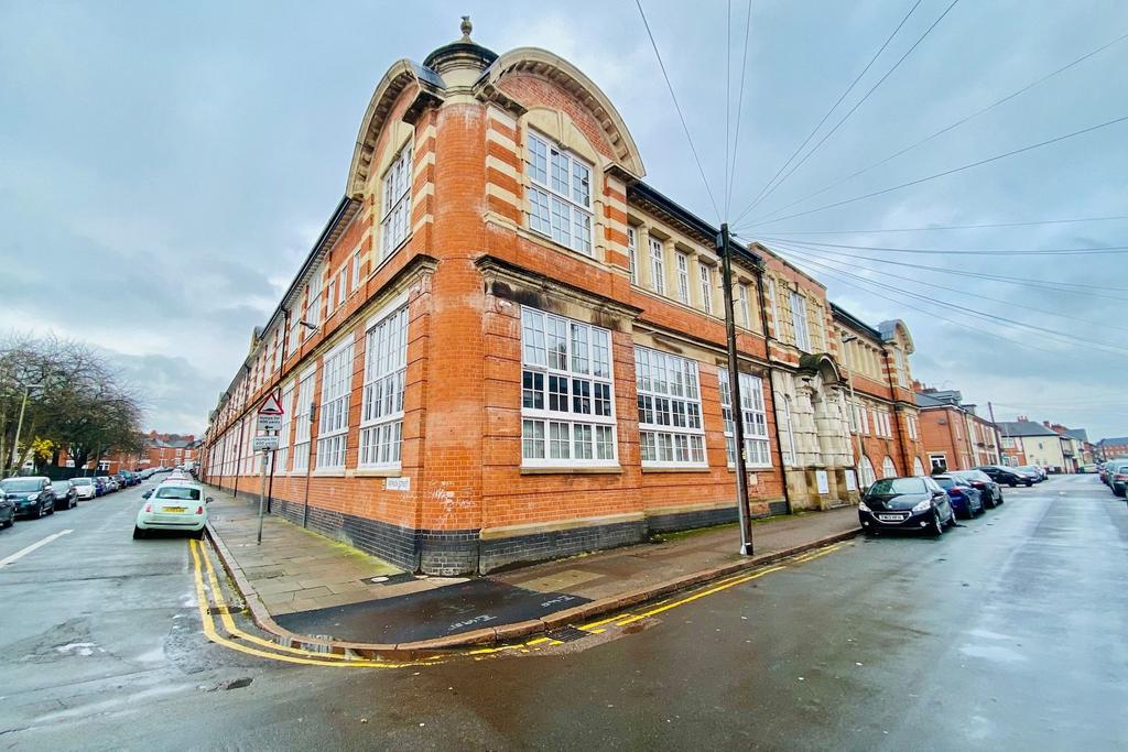 Tudor Road, Tudor Studios, LE3