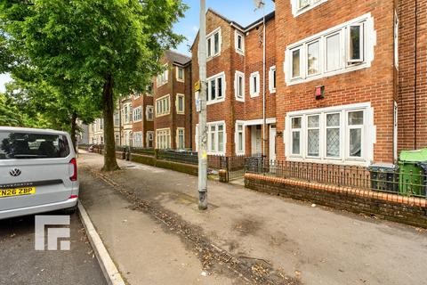 4 bedroom terraced house for sale, Neville Street, Cardiff, CF11