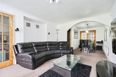 3 bedroom detached house for sale, Hough End Lane, Leeds