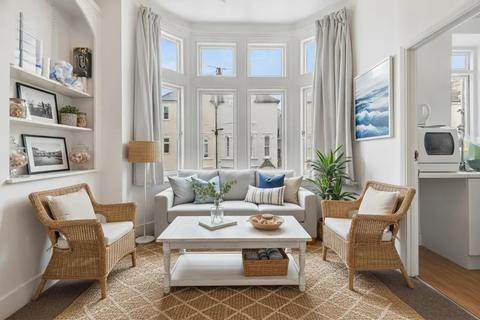 1 bedroom flat to rent, Whittingstall Road, London, SW6