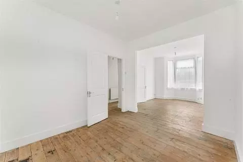 3 bedroom terraced house for sale – pohled 2