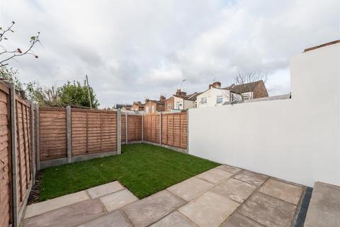 4 bedroom terraced house for sale, Macdonald Road, Walthamstow, London, E17