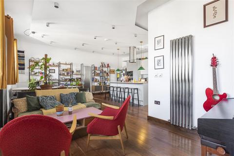 3 bedroom apartment for sale, Ashby House, High Road Leyton, Leyton, London, E10