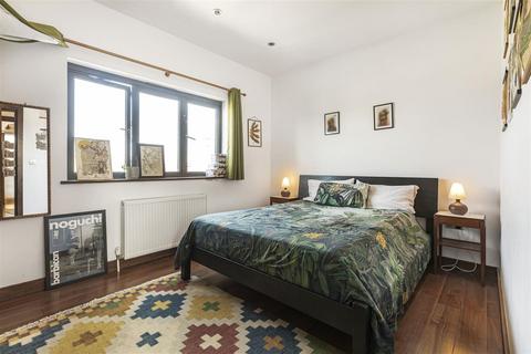 3 bedroom apartment for sale, Ashby House, High Road Leyton, Leyton, London, E10