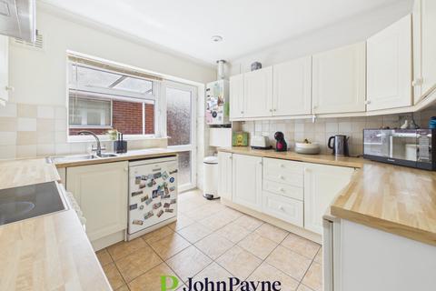 3 bedroom detached house for sale, Station Avenue, Tile Hill Village, Coventry, CV4