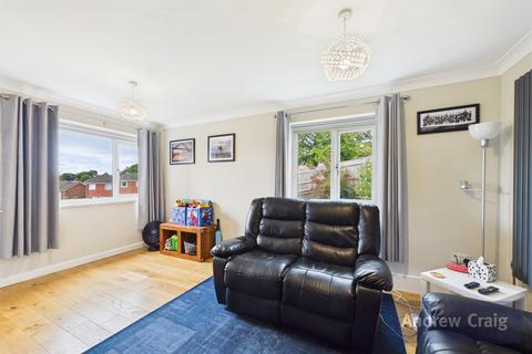 3 bedroom end of terrace house for sale, Troutbeck Gardens, Low Fell