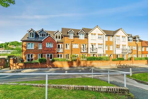 2 bedroom flat for sale, Caterham Lodge, 2 Stafford Road, Caterham, Surrey, CR3