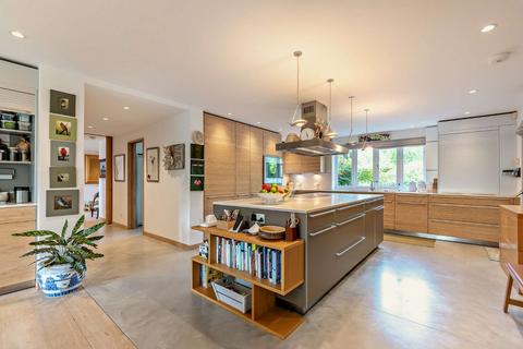 5 bedroom detached house for sale, Swifts Close, Farnham, Surrey